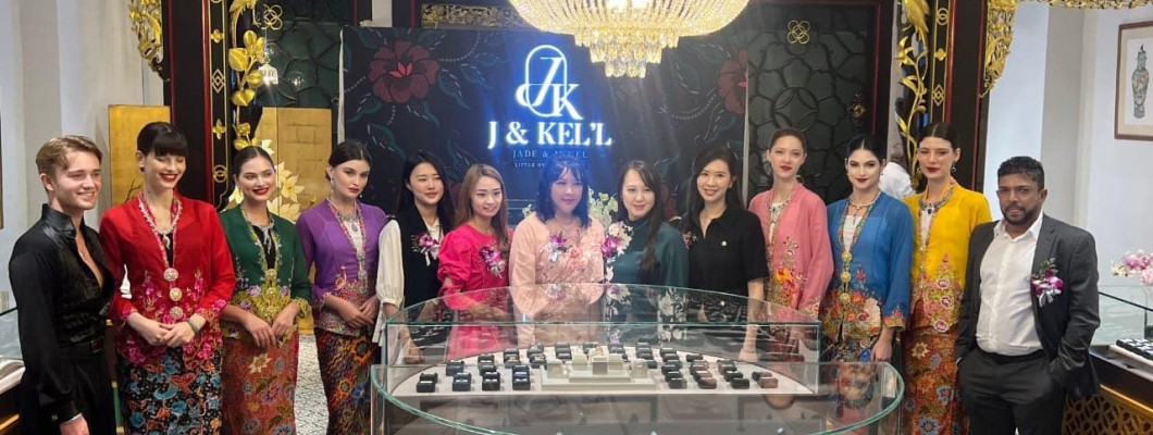Our first-ever store is having its Grand Opening at Baba House Melaka. Our first-ever store is having its Grand Opening at Baba House Melaka.